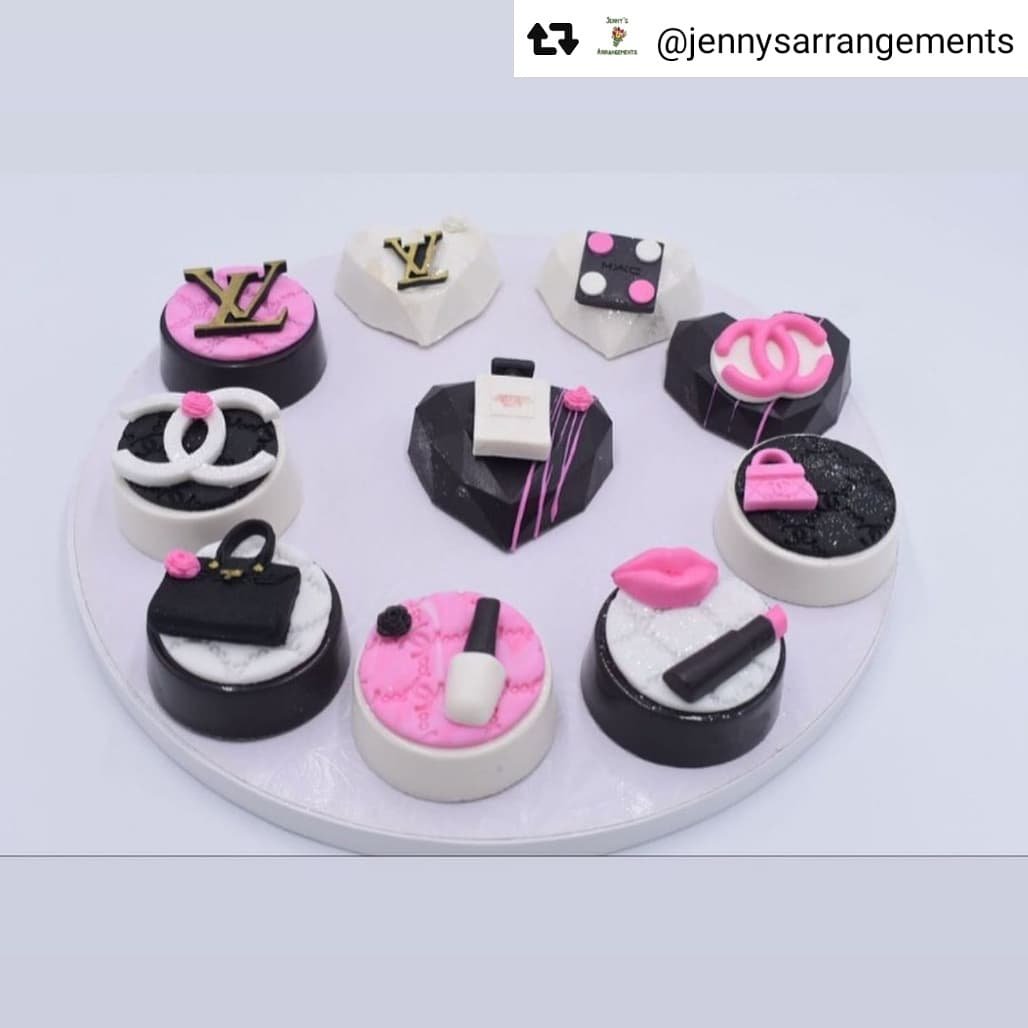 40jennysarrangements-1_16bc13b2-9d45-4c68-bdf8-1efefbd8558f.jpg